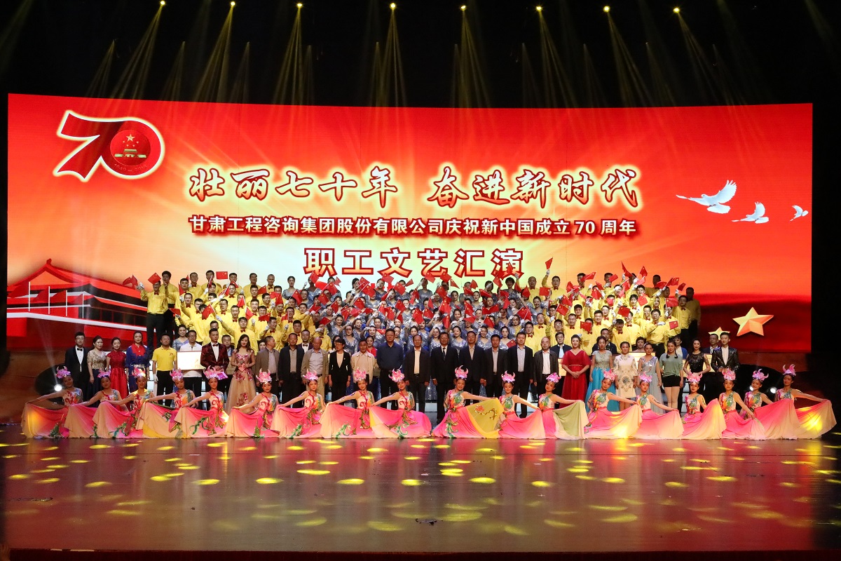 1569840554251043556.jpg 最后合影.jpg